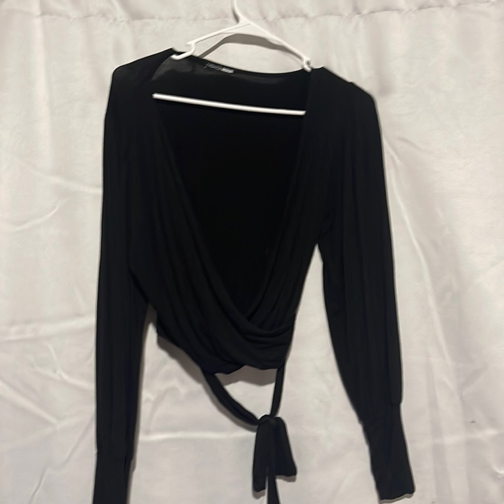 Fashion nova front cross shirt